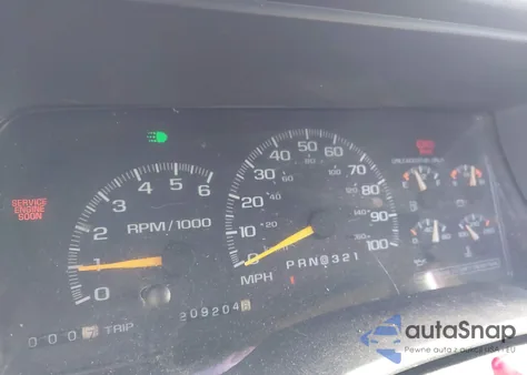 1998 GMC Suburban K1500 z USA, uszkodzony, nr VIN 1GDFK16RXWJ728665